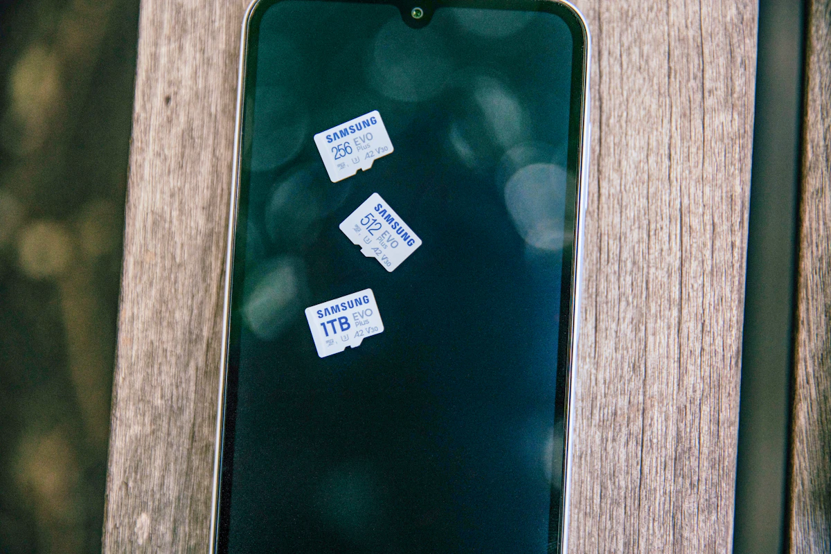 Almacenamiento de un celular, 128GB y 256GB